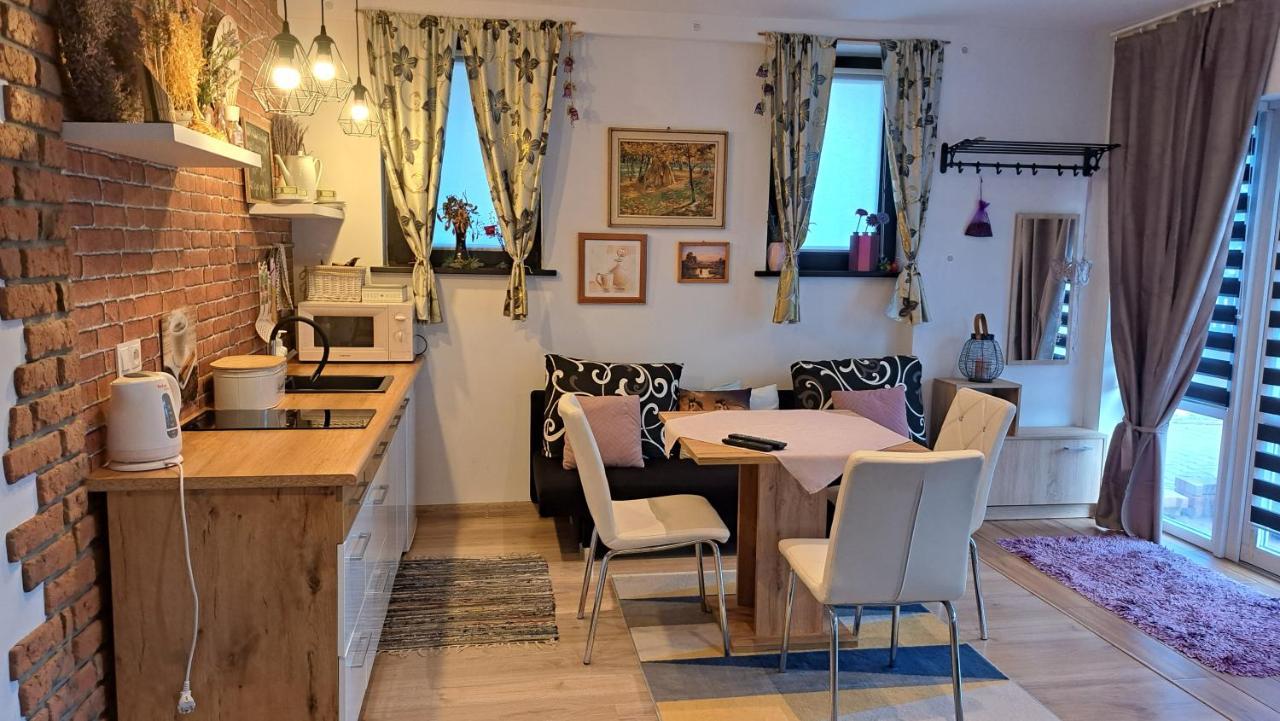 Apartament Lavender Jelení Hora Exteriér fotografie